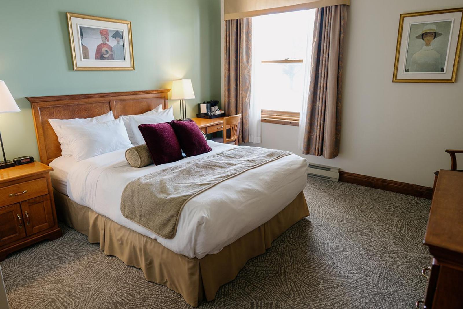 Hotel Тадуссак Экстерьер фото