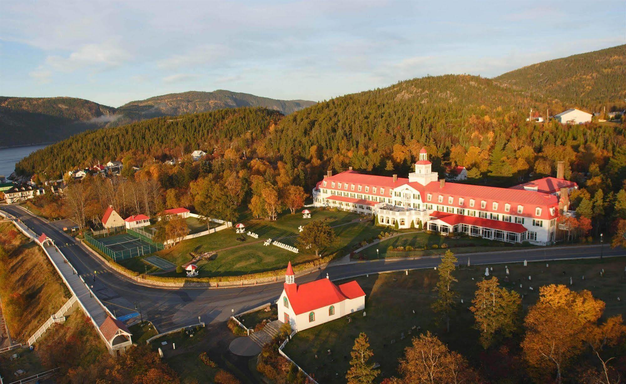 Hotel Тадуссак Экстерьер фото